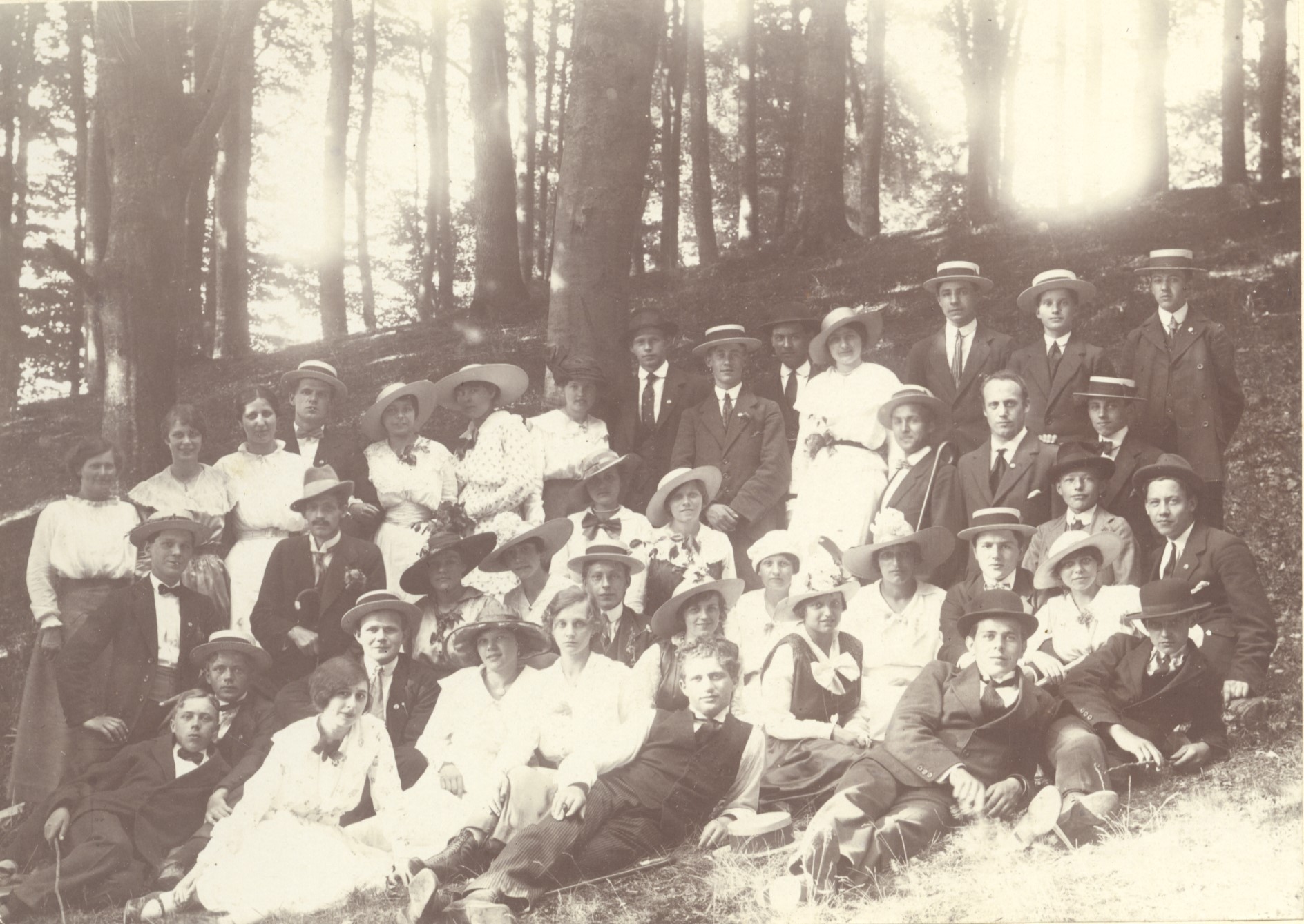 F20120717114 - SUF Sundby på skovtur i Dyrehaven