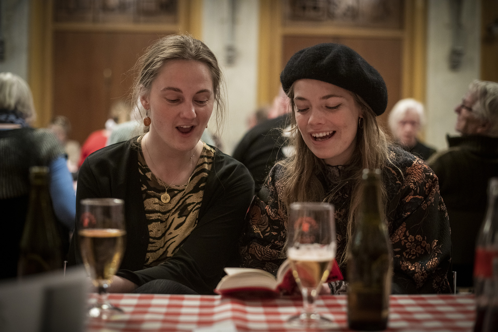 Fællessang i festsalen